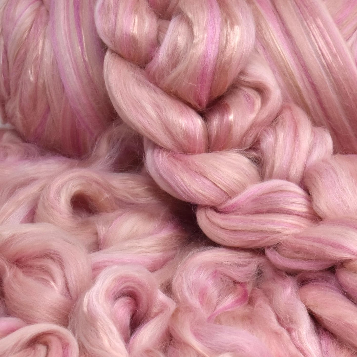Merino Silk Luxe Tonal Designer Blend. Superfine Merino, Mulberry Silk, Tussah Silk. Top Roving for Spinning or Felting. Tender Heart 4oz