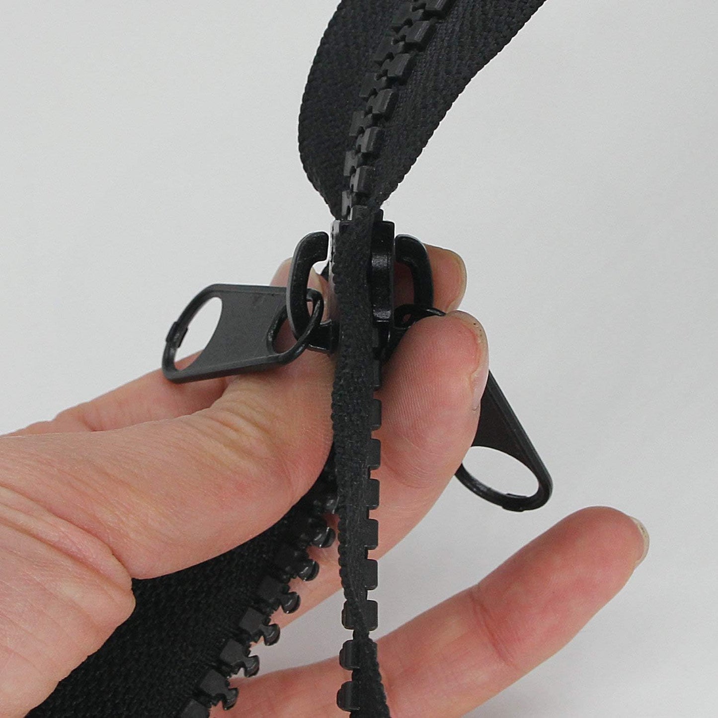 Leekayer 2PCS #10 40 Inch Heavy Duty Zippers for Sewing Separating Large Plastic Zippers Black Tape with Double Pull Tab Slider, Sleeping Bag, Boat, Canvas, Cover, Trampoline, Dog Bed,Tent (40" 2pcs)