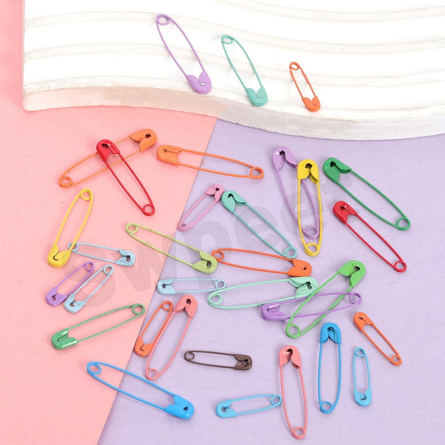 Swpeet 440Pcs 28mm/1.11 Inch Colorful Safety Pins Assortment Kit, Rust Resistant Steel Small Safety Pin Kit with Clear Case, Mini Safety Pins for Sewing, Clothes, Craft Arts