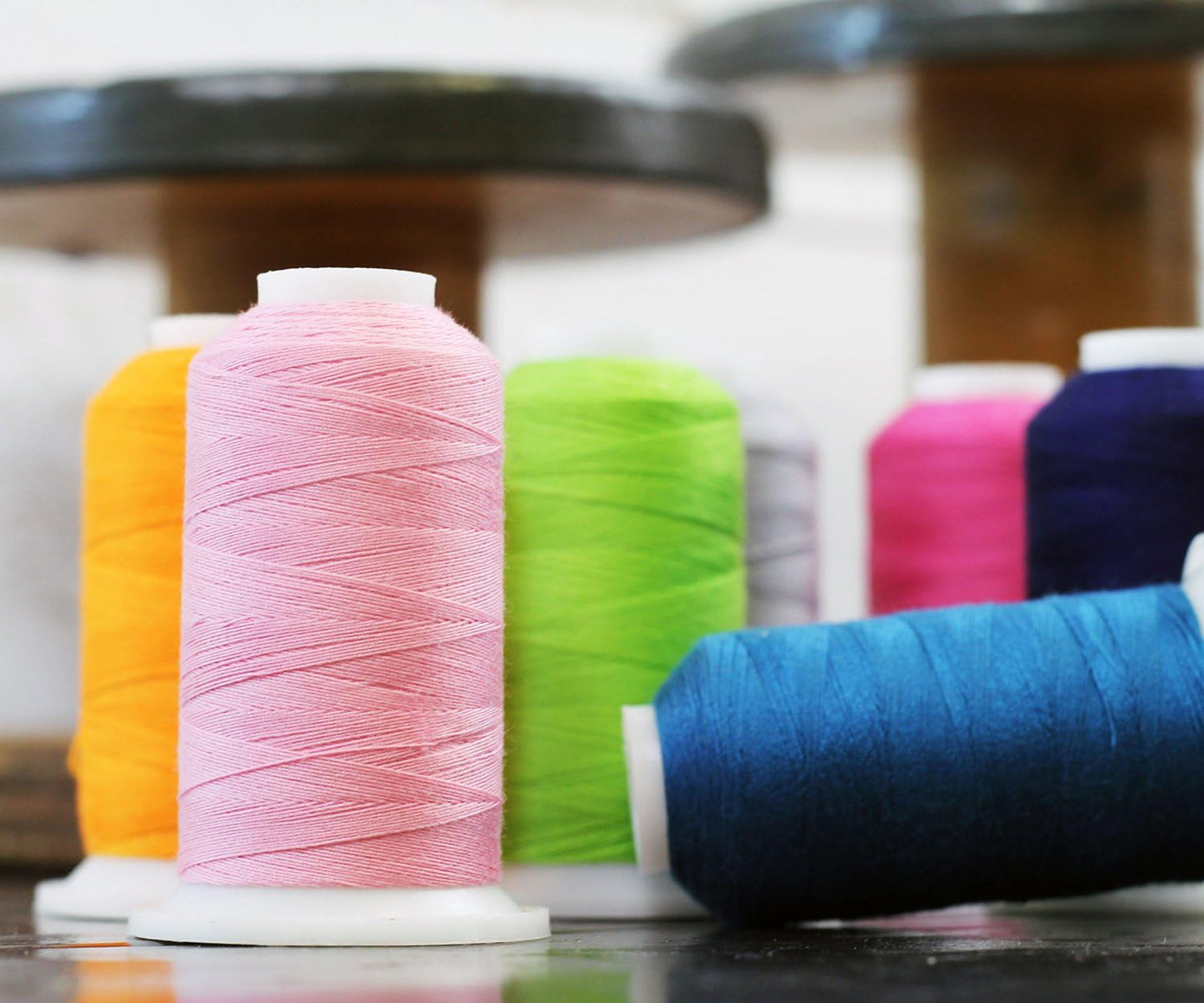 Threadart Polyester All-Purpose Sewing Thread - 600m - 50S/3 - Pine Green