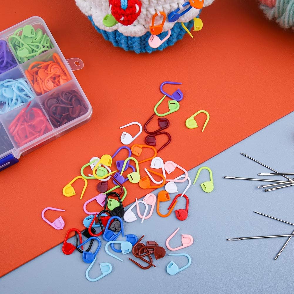 LUNARM 315 Pieces Stitch Markers for Crocheting, Stitch Locking Clip Colorful Knitting Markers Crochet Clips with 15 Pieces Big Eyes Blunt Sewing Needles (2inch/2.3inch/2.7inch)