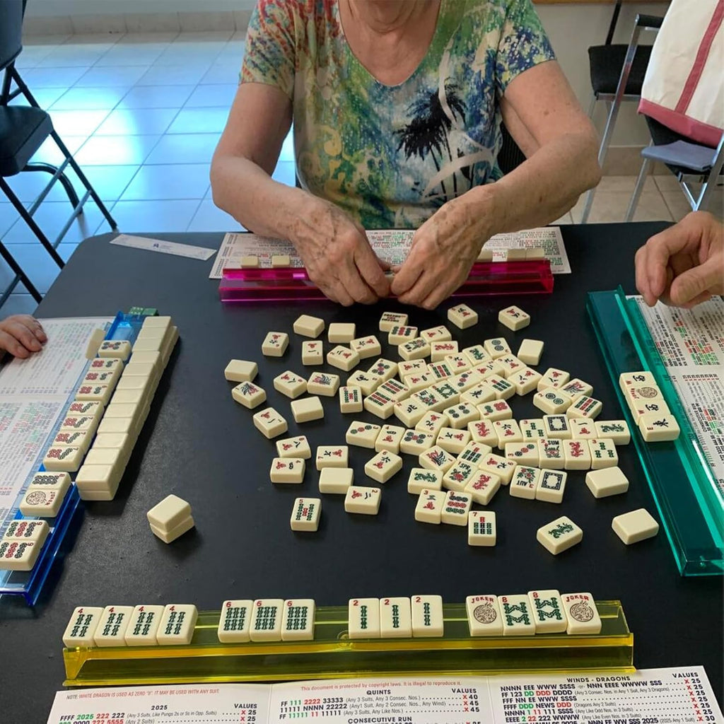 Mahjong Racks with Pushers, 4PCS Acrylic Clear Mahjong Racks, 4 Transparent Acrylic Mahjong Rack with Built in Pushers Set, Mahjong Accessories