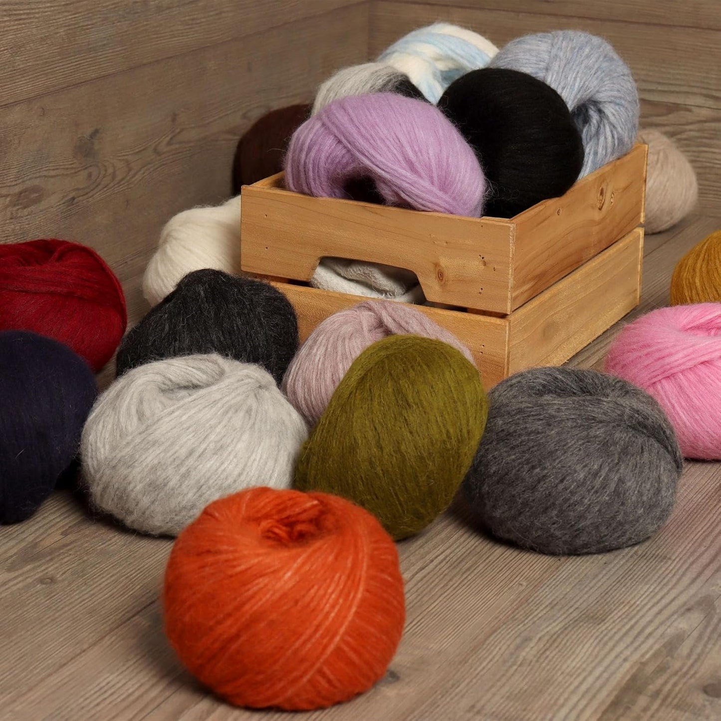 Pullu - Baby Alpaca Merino Wool Yarn Set of 3 Skeins (150 Grams) Worsted Weight - Sourced Directly from Peru - Heavenly Soft and Perfect for Knitting and Crocheting (Cotton Candy)