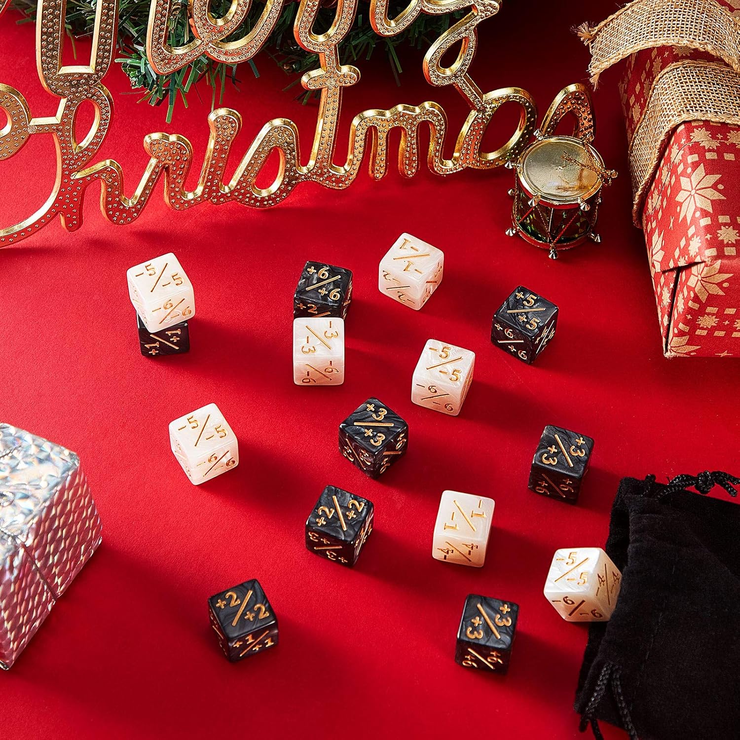 Sumind 24 Pcs Magic Life Counter Dice -1/+1 Counters Commander Buff Tokens 6 Sided Dice Loyalty Life Gifts Compatible with MTG CCG TCG Cards Gaming Accessory (Charming Style)